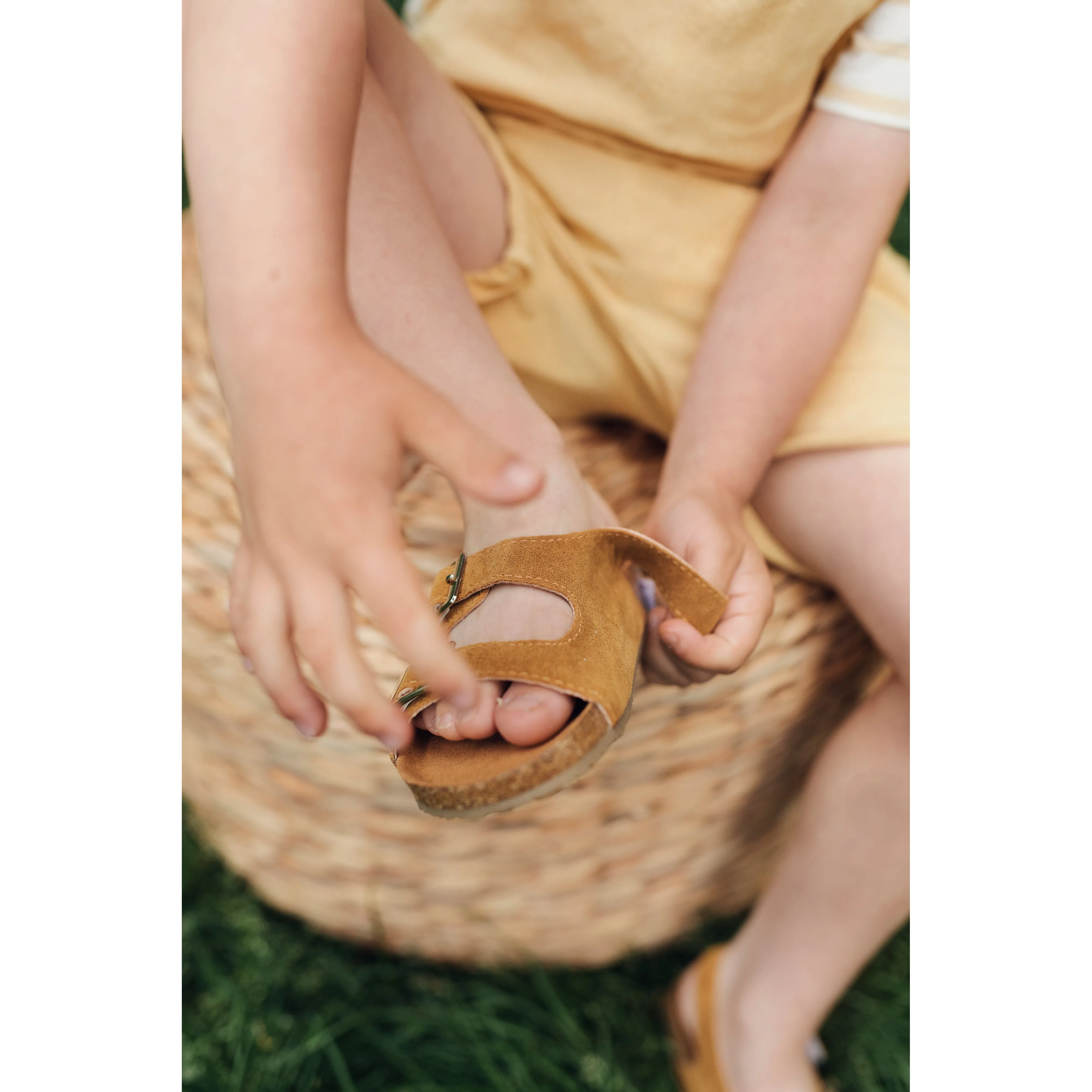 BabyMocs Vacay Sandal Beige