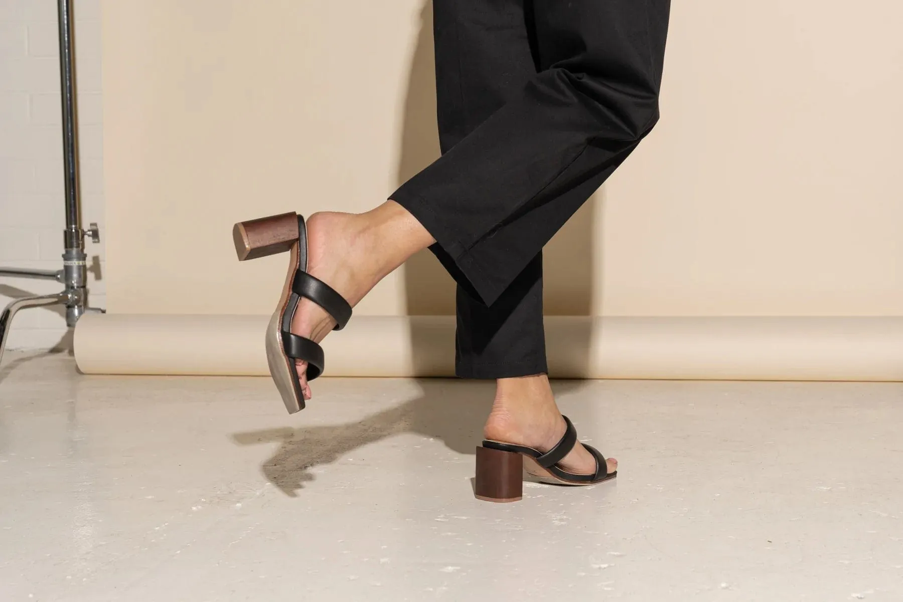James Smith | Aperitivi Sandal - Black