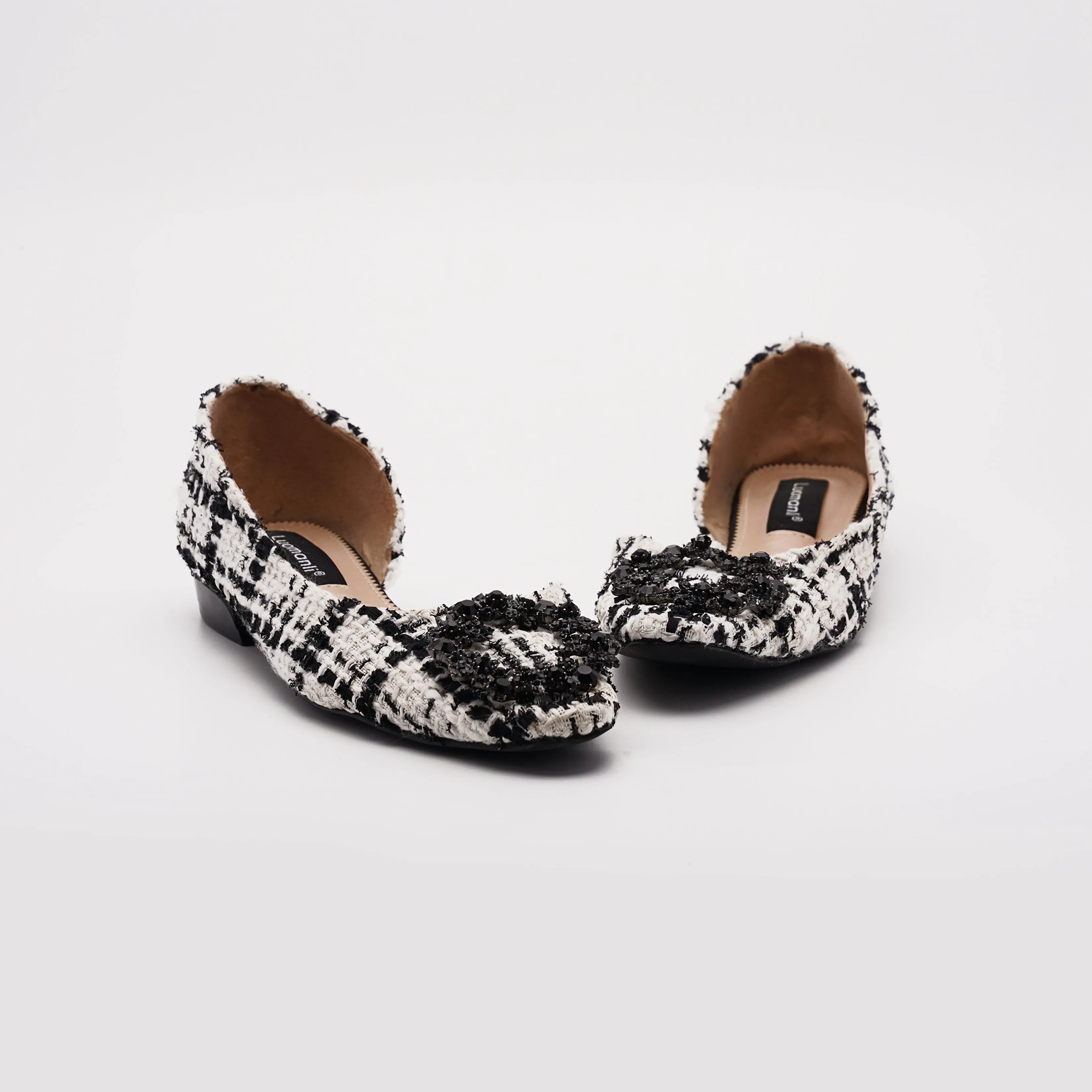 Luomanli Pointed Toe Pumps