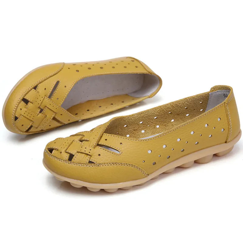 Sleek and airy casual shoes