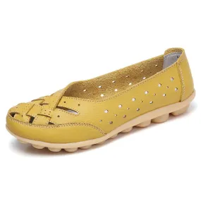 Sleek and airy casual shoes